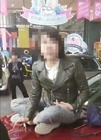 最新!西安奔驰维权事件女车主现身:很失望,事