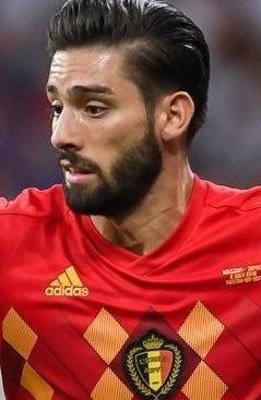 拜仁官宣法国当红后卫,蓝军豪砸两大神锋,热刺