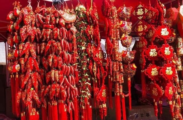 有钱人都咋过年？这3大生肖春节前财运旺，到时候就知道了！