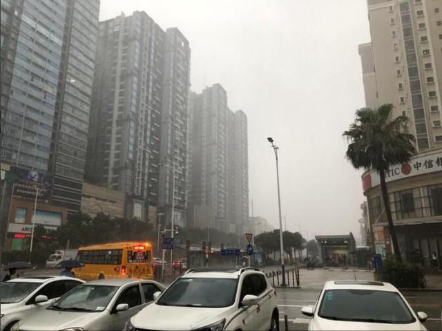 台风暴雨远未结束!广东大片暴雨红色预警，珠三角特别注意!