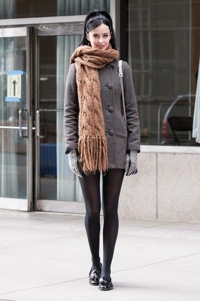 杨幂围巾搭配品味太差,聪明女人千万别学她