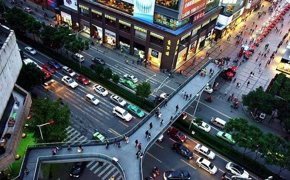 这里是中国唯一拥有美女最多的城市之一，来这里居旅，你不亏