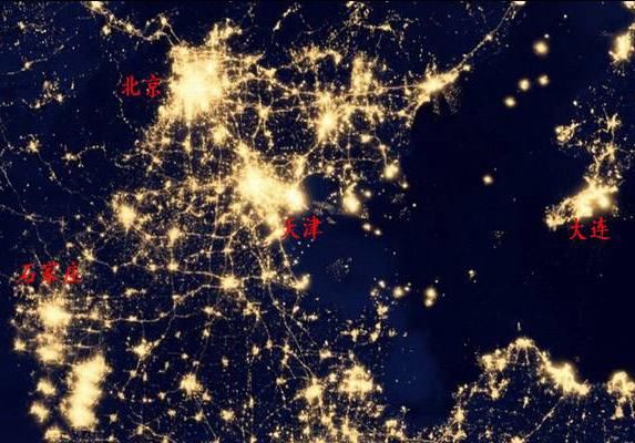 京津冀、长三角、珠三角夜景灯光卫星图对比,