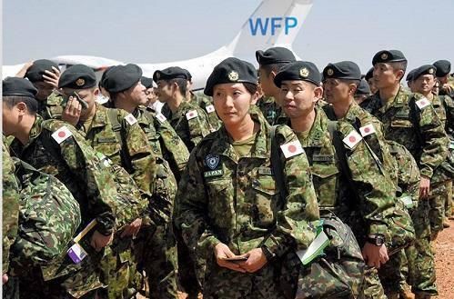 为何在日本自卫队中有如此多的华裔女兵，事实让人叹息又愤怒！