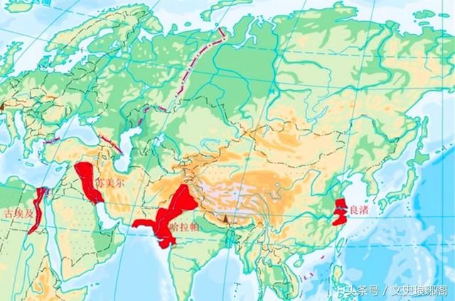 世界人口金字塔_人口红利结束没有 世界人口金字塔图示未来结构转变