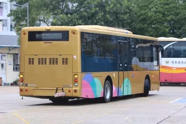 珠海人坐巴士过香港超轻松!5分钟一班,45分钟