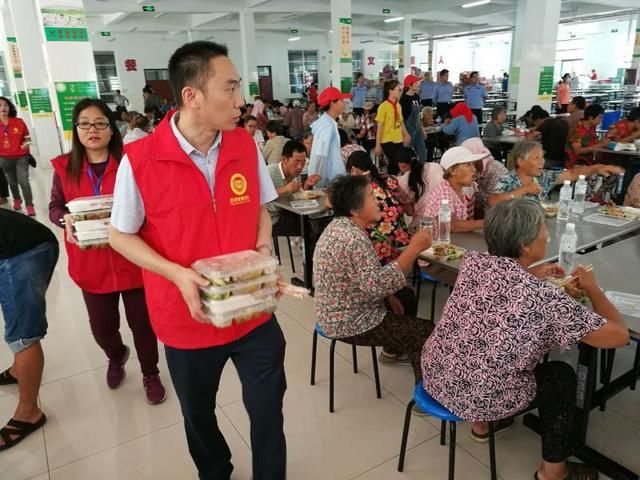 坊加强灾后管理 严密防范食品药品安全事故发