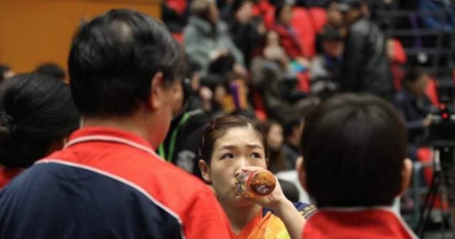 刘诗雯遭批评大爆发3-0横扫对手,国乒世界冠军