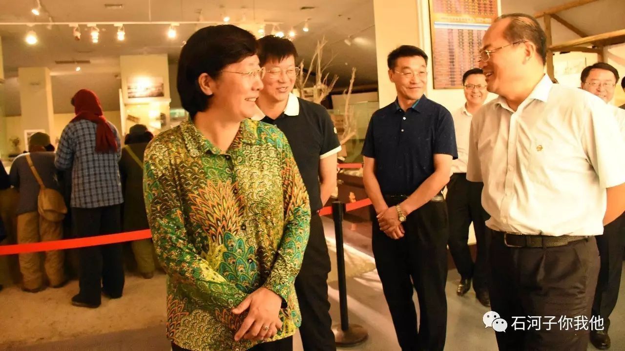 国家食药监管总局副局长焦红到八师石河子市调