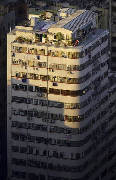 香港老屋楼顶市民的隐秘生活 你绝对没见过!