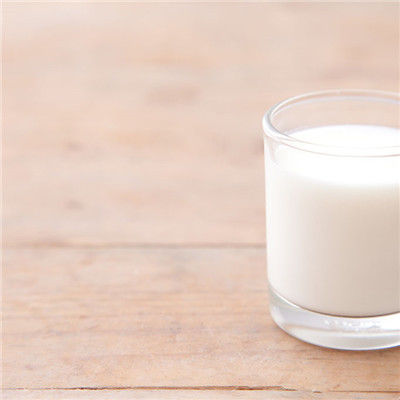 超市常见的酸奶并非真正的牛奶,你选的酸奶,上