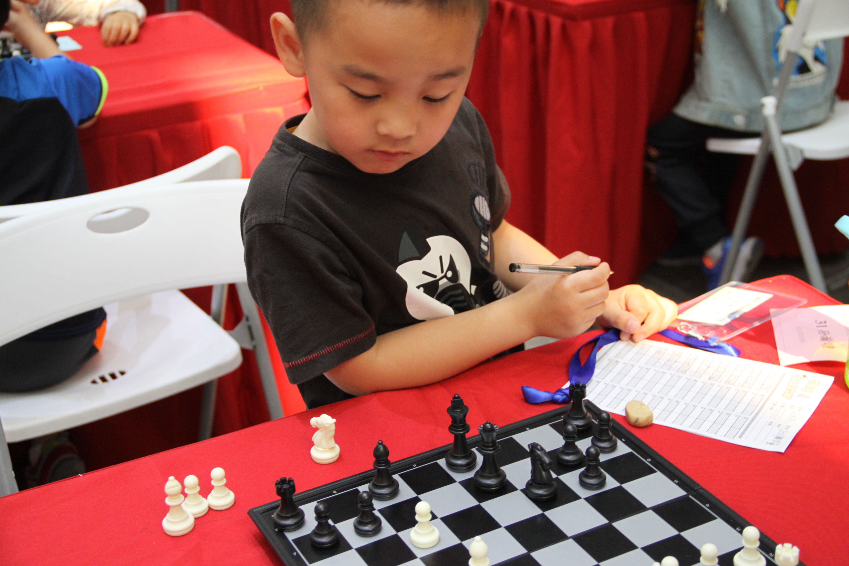 “金陵书苑杯”2018年国际象棋青少年公开赛成功举办