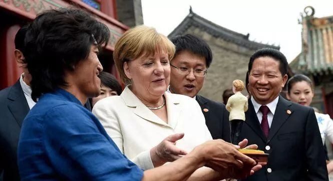 默克尔到过的中国城市，可能比你到过的都多……