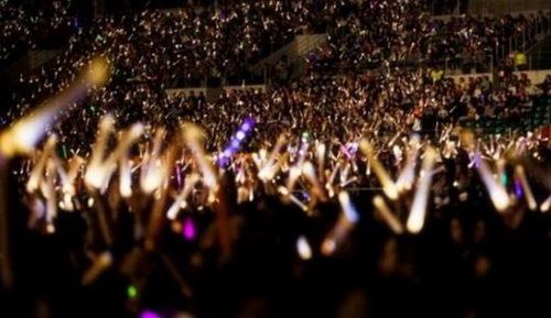 火山、大壮等歌手参加湖南长沙大型明星演唱会