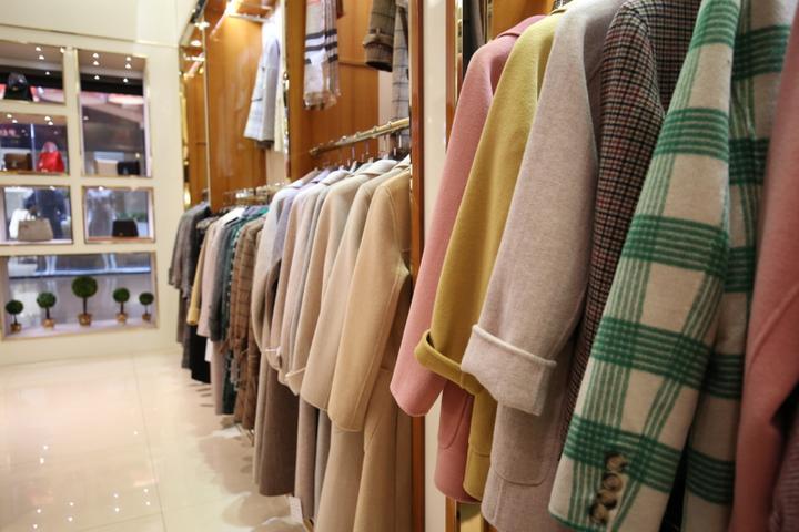 羊绒大衣怎么挑 今年流行啥,流行款式、时尚穿