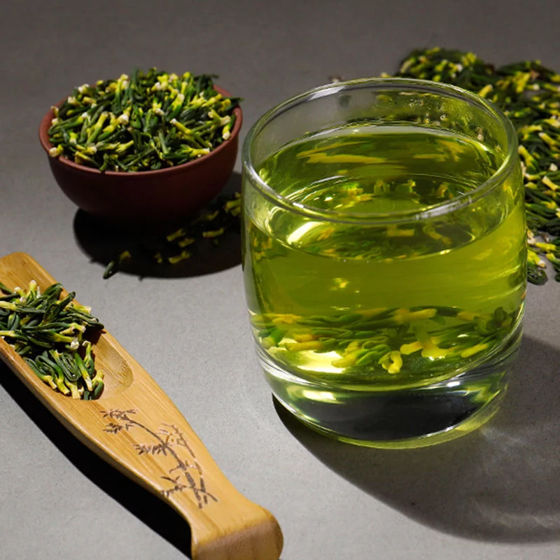 莲子心干货莲心茶莲子心为成熟莲子种仁内的绿色胚芽，民间常用以泡茶饮