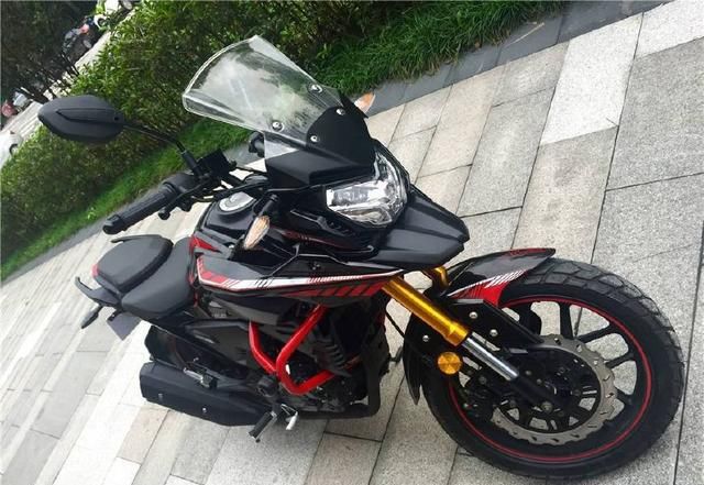 力帆集团入门级别小排量摩托车,不仅性能优异