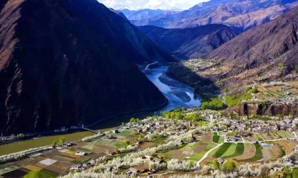 【每月在路上】三月,送你最in的赏花攻略,十大赏花胜地,愿你不