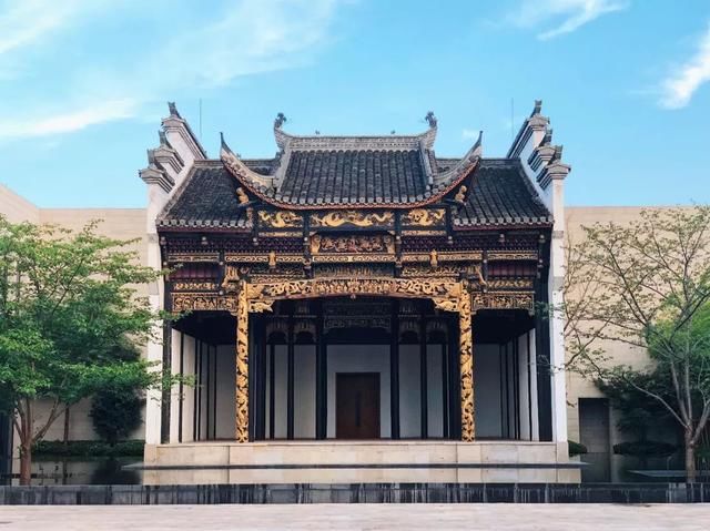 上海也有极致的避世酒店!仅靠35间别墅和一座古戏台成为江浙最向