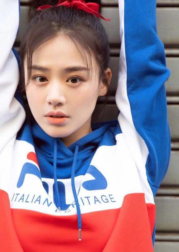 六位少数民族明星,只知道迪丽热巴是维吾尔族