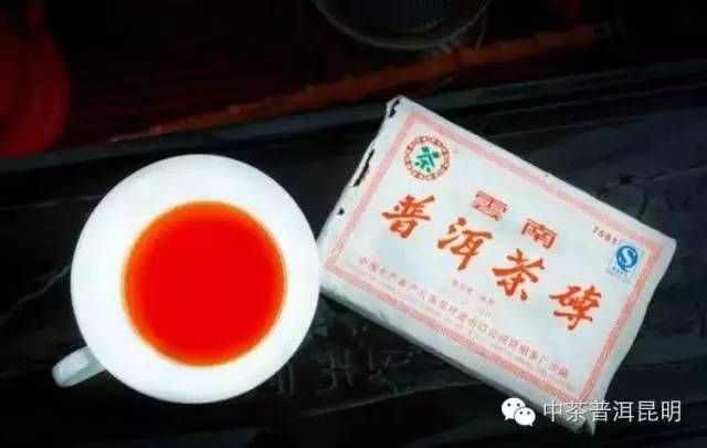 为什么吸烟的人更要坚持喝茶？