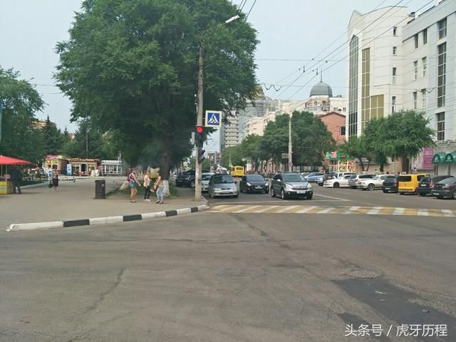摩旅，骑行摩托车走了53天，人生第一次出国，这个国家离中国很近