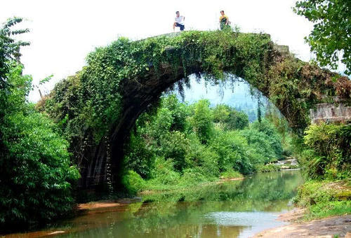 中国雨水最多的城市:平均每年有245是雨天,而