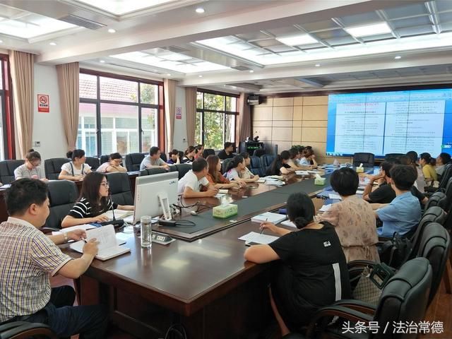 澧县澧阳街道:召开基层党建业务培训讨论会