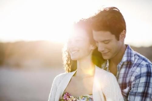 一个人不爱你的时候,这三点表现最明显