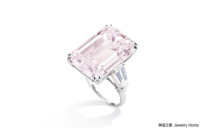 世界上最大浓彩粉钻将花落谁家--苏富比日内瓦