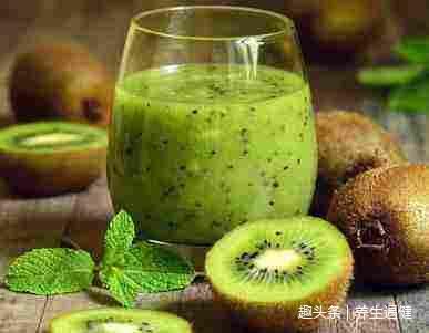 为什么吃完猕猴桃会出现舌头发麻呢?那你得留