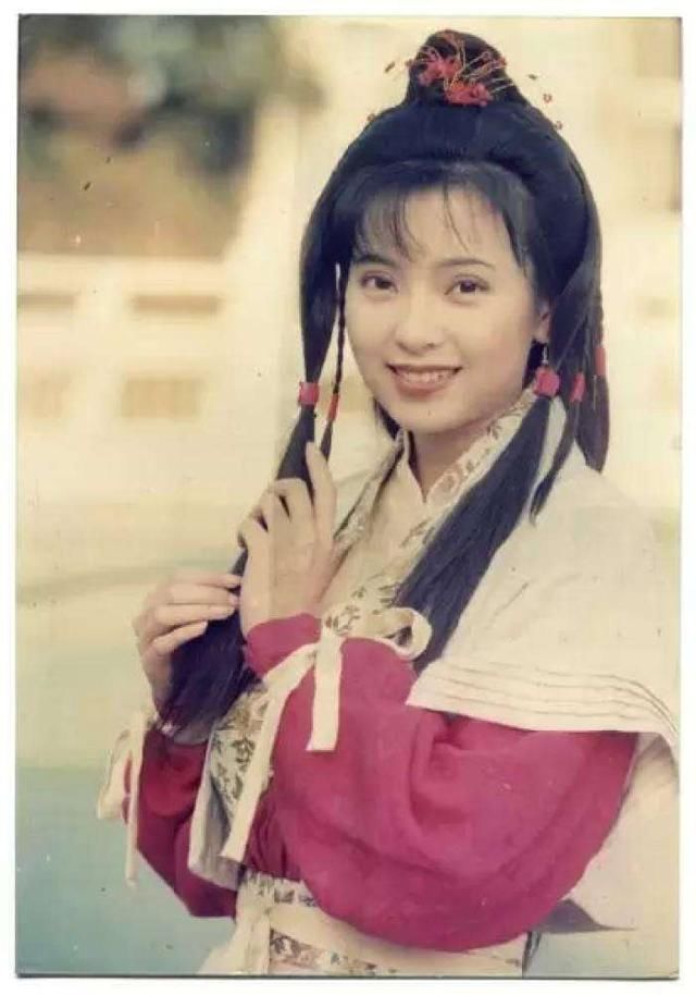 郭芙、耶律齐结婚16年,为啥没孩子?其中藏着难