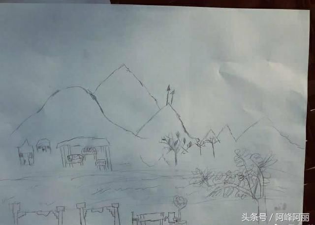马伊璃微博发布了两个女儿的山水风景画,引起
