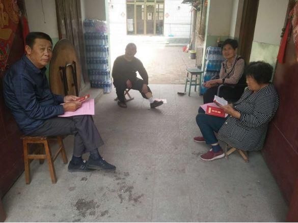 汊沽港镇四个强化做好村级组织换届选举宣传