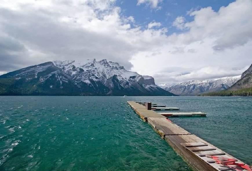 世界第一深湖:历史上曾属于中国，如今当地却嫌弃中国游客太多