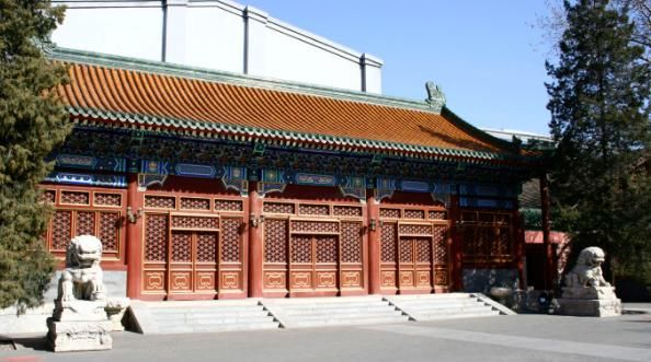 别说不知道 这些金字招牌大学 毕业生大多当官