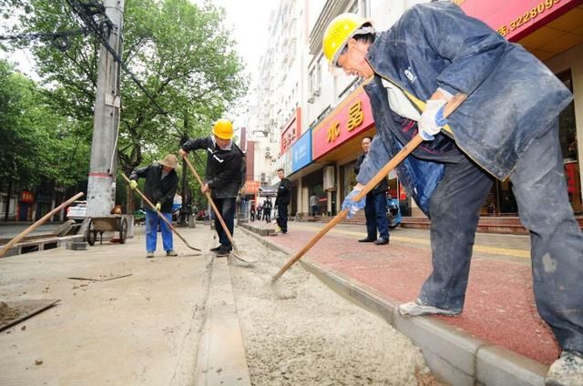 便民，新建7个公交港湾，新建路西段改造工程马上完工