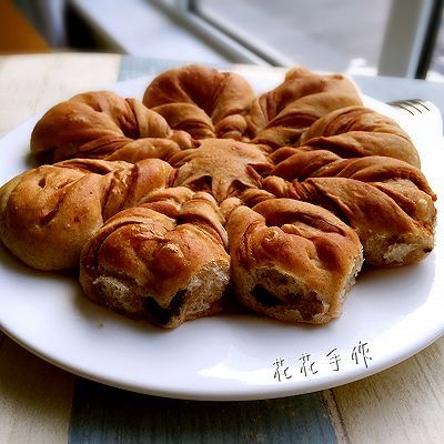 全麦豆沙星形面包