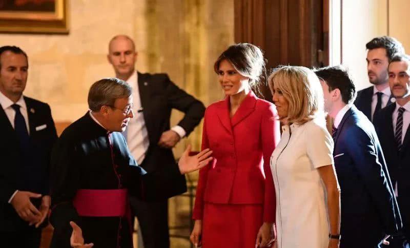 巴黎圣母院总司铎:火因是疏失或短路 教堂人