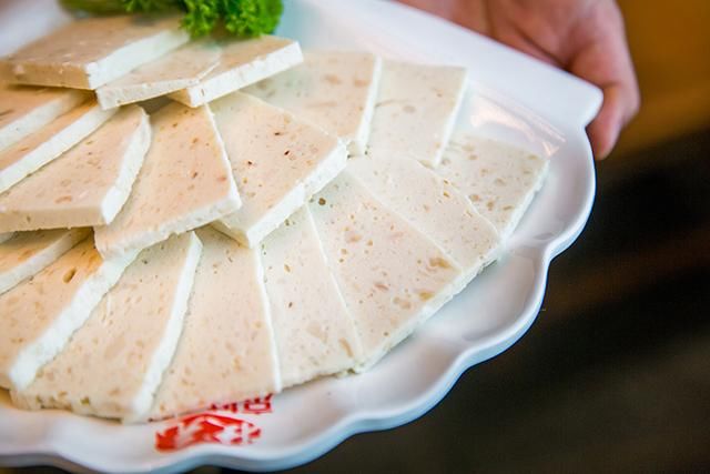 洛阳的小火伴对它应该非常认识,但这个牡丹肉燕是用牛肉做的,令你意想