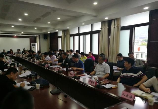 市人大常委会第三、四检查组对临潼区村两委