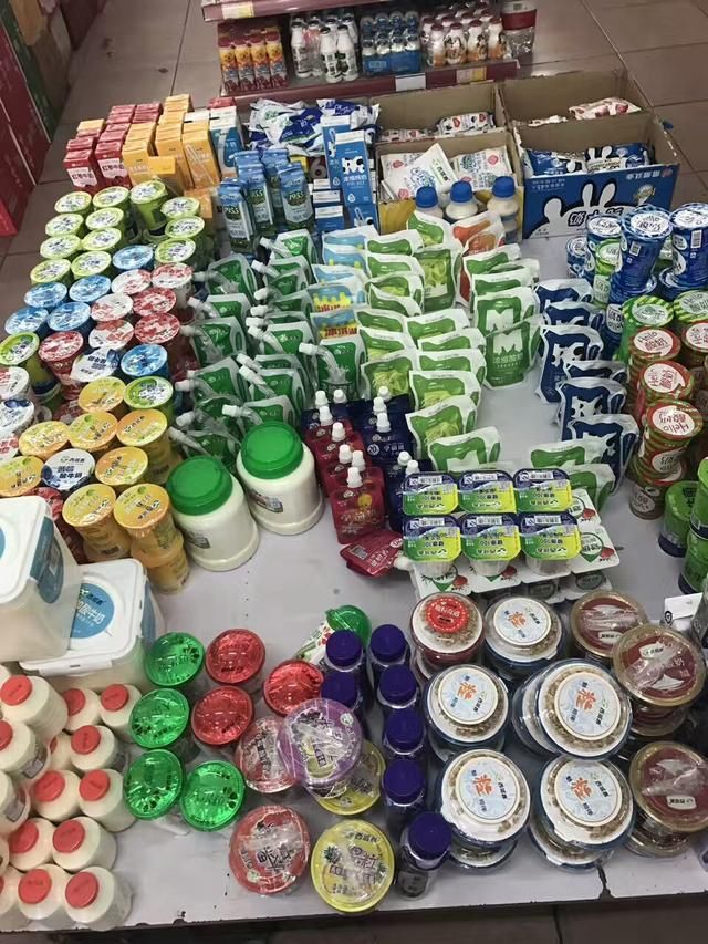 新疆切糕为什么那么贵,其实你们都被骗了,真正的新疆美食是这样!