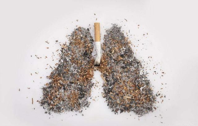 抽烟的人没有这4个症状，说明肺部还算健康!不用戒烟，2招防肺癌