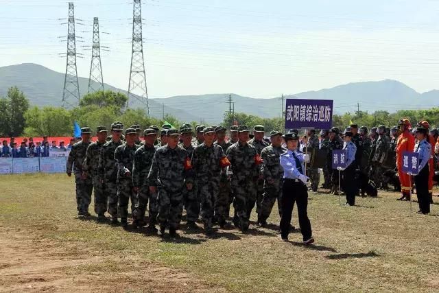 “荷枪实弹”！漳县的滨河路上场面燃爆啦！