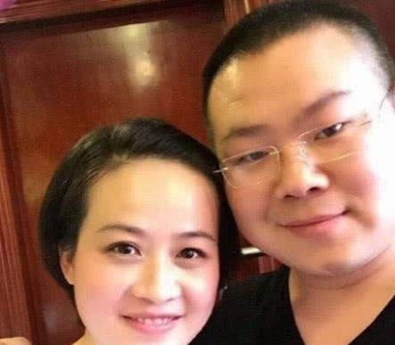 小岳岳吐槽老婆