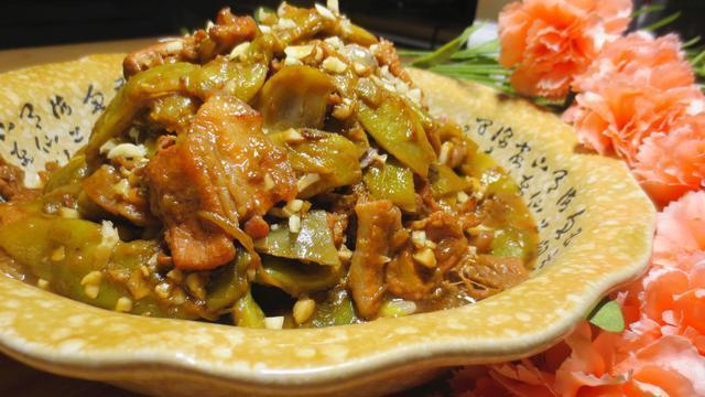 买了1斤油豆角,在家酱焖做一大锅,搭配米饭吃