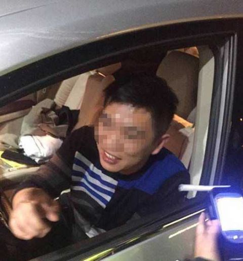 男子醉驾遇交警吓懵 得知差1mg达酒驾标准欣