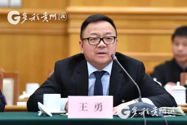 期待!坐直升飞机游贵州不是梦!贵州将实现飞机“县县通”