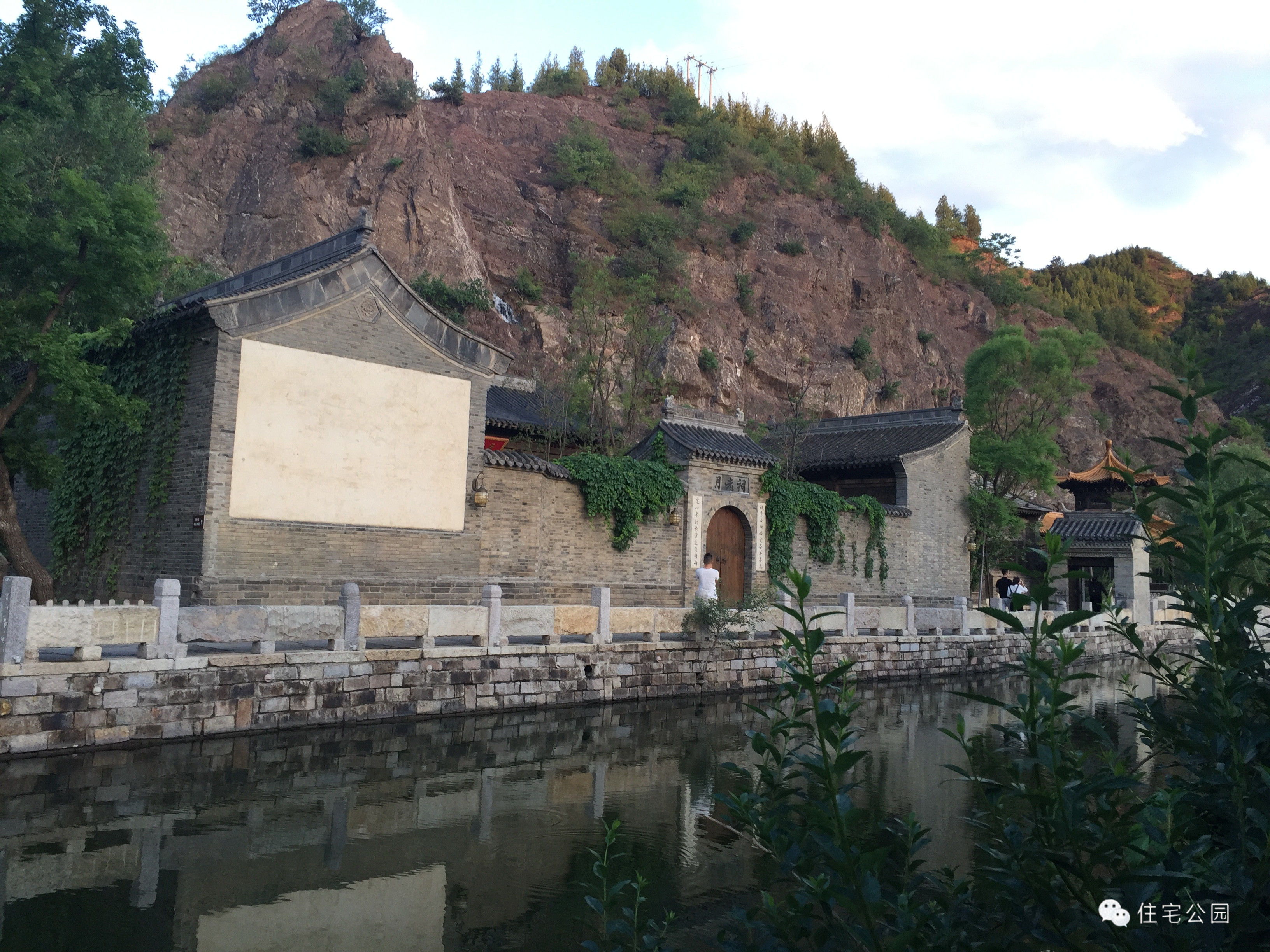 古镇与民宿的完美结合，密云脚下的古北水镇，才是我想要的生活