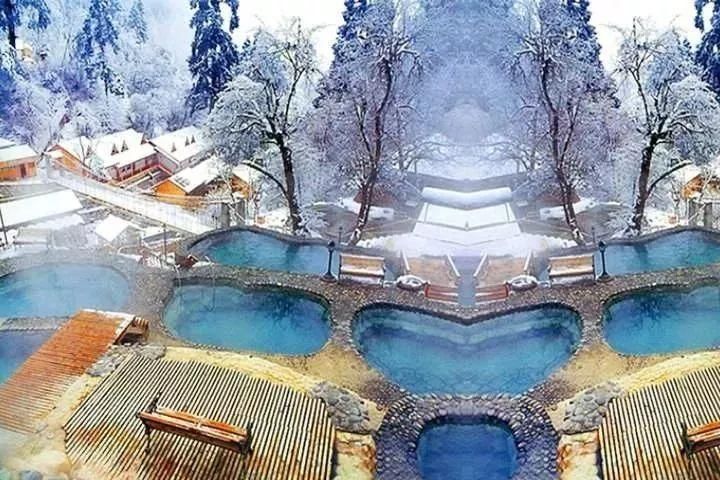 中老年人经常旅行的4大好处，最适合爸妈去旅行的10大目的地